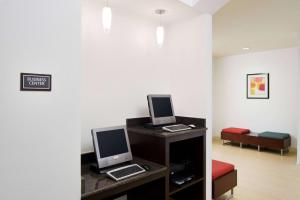 Sonesta ES Suites Fresno - Policies and Fine Print