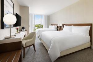 The Altair Bay Harbor Hotel - Family-Friendly Accommodations