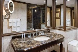 The Blakely by LuxUrban - Transportation Options