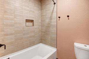The Dunes Hotel (Palm Springs) - Frequently Asked Questions