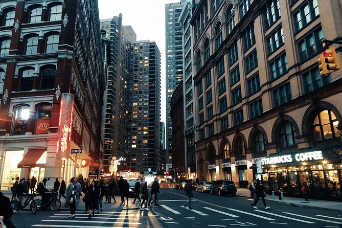 The Smurfs Filming Locations Tour in New York With Private Guide - Customize Your Tour to Suit Your Smurf-Loving Preferences