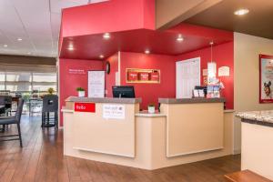TownePlace Suites by Marriott Anaheim Maingate Near Angel Stadium - Guest Feedback and Ratings