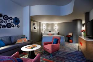 Universals Hard Rock Hotel® - Check-in and Check-out Details