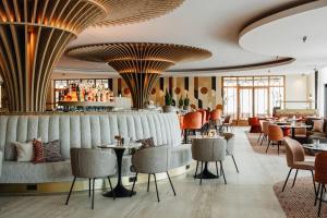 Van Der Valk Hotel Eindhoven-Best - Policies and Services