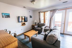 View Crest Lodge - Tips for Your Stay
