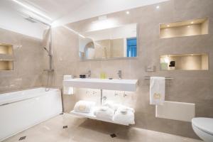 Villa Magia - Booking Information