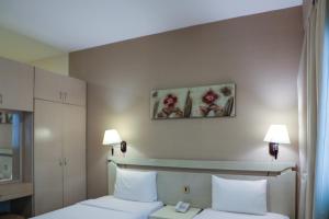 Wescott Pearl Hotel Apartments - Questions About Your Stay