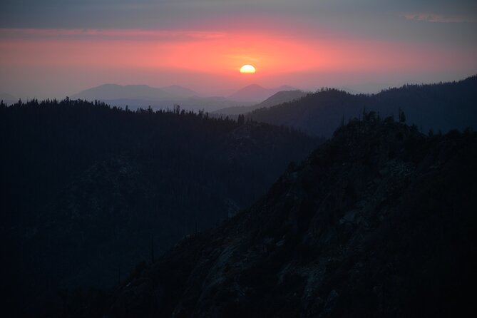 2 Days Private Tour to Sequoia and Kings Canyon Parks From LA - Day 1: Exploring Sequoia National Park