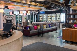 Aloft Jacksonville Airport - Dining Options