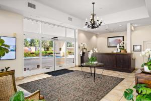 Best Western Plus Royal Oak Hotel - Frequently Asked Questions