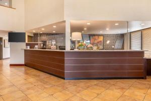 Best Western Plus West Covina Inn - Frequently Asked Questions