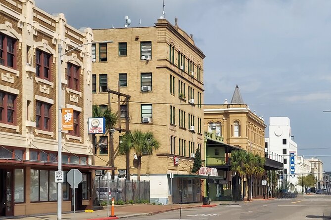 Booze and Brothels Pub Crawl - Navigating the Booze and Brothels Trail