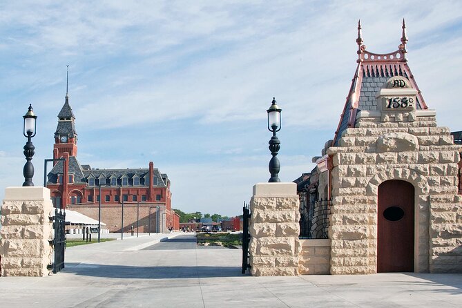Chicago Historic Pullman Town Private Half-Day Walking Tour - Additional Considerations