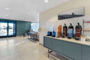 Comfort Inn Marina on the Monterey Bay - Frequently Asked Questions
