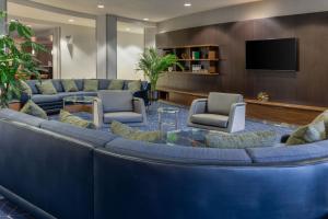 Courtyard by Marriott Ontario Rancho Cucamonga - Frequently Asked Questions