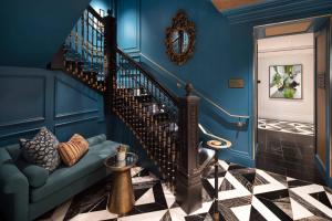 Courtyard by Marriott San Francisco Downtown/Van Ness Ave - Frequently Asked Questions