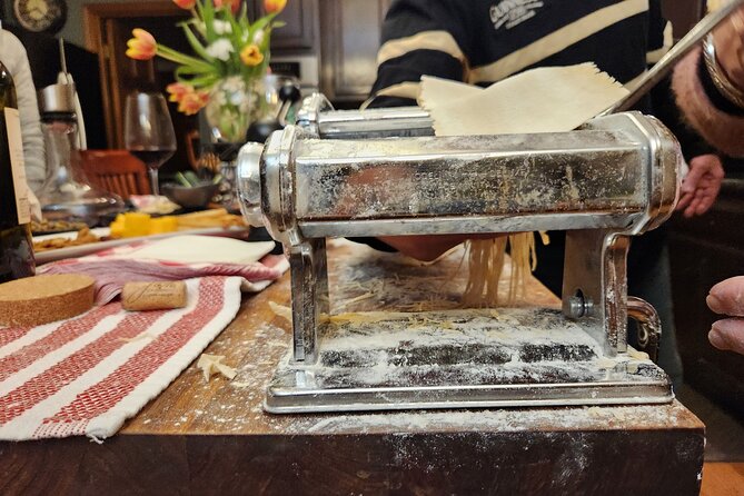 Experience Chicago Cooking Class With Deep Dish Pizza or Pasta - Meeting Point and Transportation