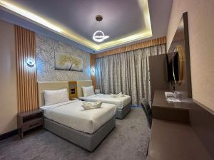 GOLD SKY AVENUE HOTEL - Nearby Attractions