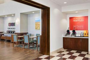 Hampton Inn & Suites Ridgecrest - Frequently Asked Questions