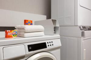 Holiday Inn Express & Suites Merced - Yosemite Natl Pk Area, an IHG Hotel - Nearby Attractions