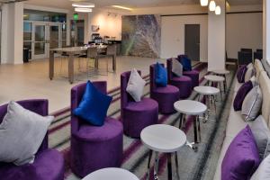 Holiday Inn Express & Suites San Diego - Mission Valley, an IHG Hotel - Policies and Booking
