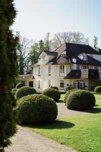 Hostellerie De Levernois - Payment Methods and Cancellation Policy