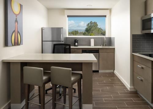 Hyatt House San Jose Airport - Frequently Asked Questions