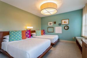 Kasa El Paseo Miami Beach - Frequently Asked Questions