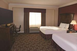 La Quinta by Wyndham Moreno Valley - Frequently Asked Questions