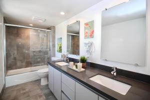 Los Angeles Premium Suites With Free Parking - Unbeatable Value for Money