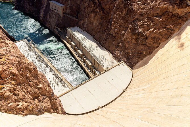 Private 4 Hours Stretch Limo Tour in Hoover Dam - Sum Up