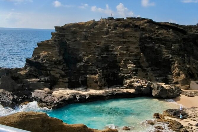 Private Island Tours and Charters Through the Island of Oahu - Indulging in the Luxurious Amenities of Oahus Private Islands