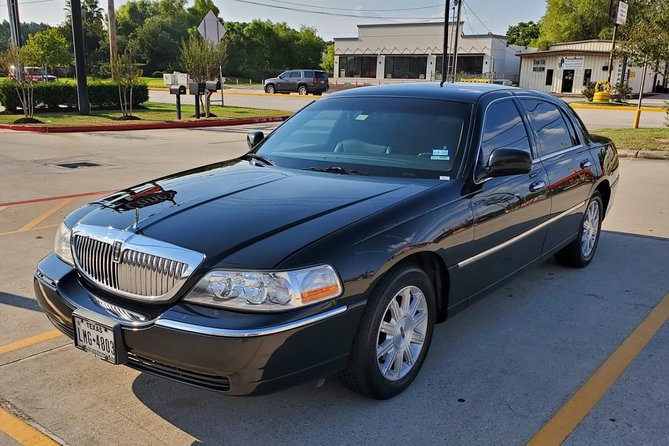 Private Shuttle Houston to Galveston for Up to 14 Passengers - Operating Hours and Availability