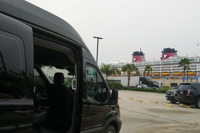 Private Transfer Galveston to IAH Airport & Houston City for 10 - Sum Up