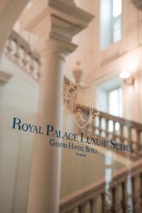 Royal Palace Hotel - Booking Information