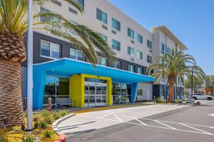 Tru By Hilton Lathrop - Frequently Asked Questions