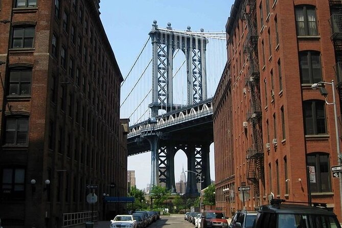 Whitney Museum of American Art and Manhattan Walking Tour - Exploring Manhattan on Foot
