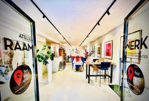 Atelier Raamwerk City Apartments Deventer 125m2! - Languages Spoken