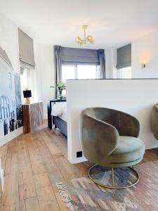 Boutique Hotel Hippe Hendrik - Frequently Asked Questions