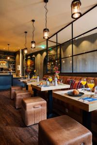 City Center Lodge Utrecht - Additional Information and Contact