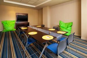 Aloft San Francisco Airport - Good To Know