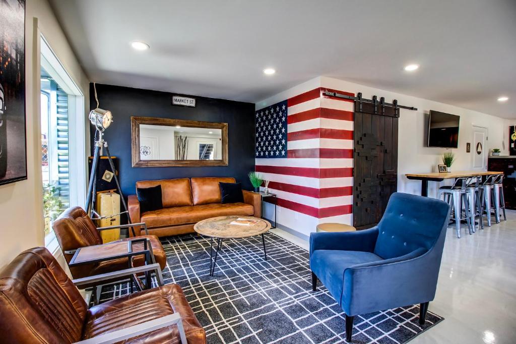 Americana Modern Hotel Review