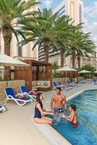 Arabian Park Dubai, an Edge by Rotana Hotel - About Your Stay