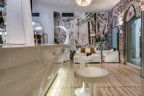 Augustus Hotel & Resort Review