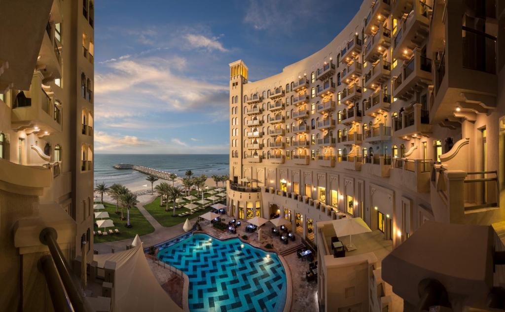 Bahi Ajman Palace Hotel Review