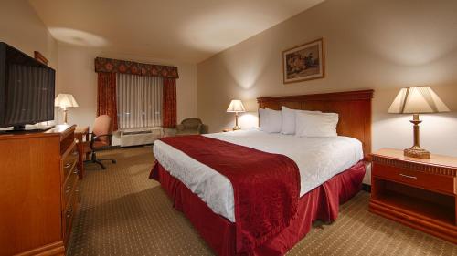 Best Western Plus Lake Elsinore Inn & Suites - Good To Know