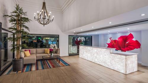 Best Western Plus Las Brisas Hotel - Good To Know