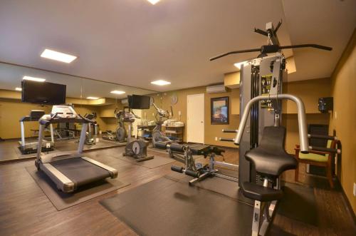 Best Western The Inn & Suites Pacific Grove - Good To Know