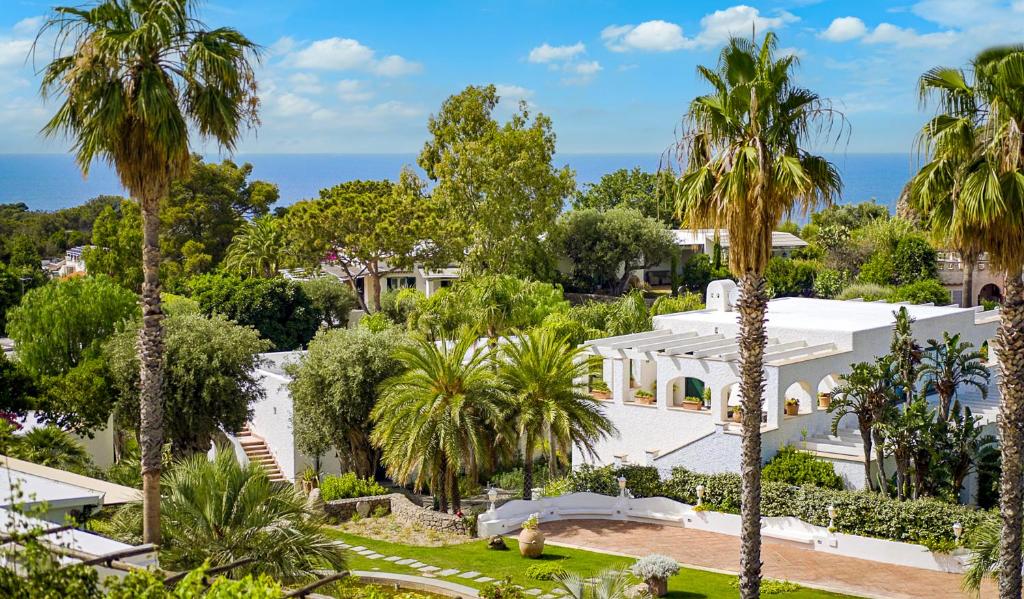 Botania Relais & Spa – The Leading Hotels of the World Review