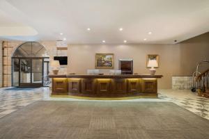 Chateau Big Bear Boutique Hotel, BW Signature Collection - Good To Know